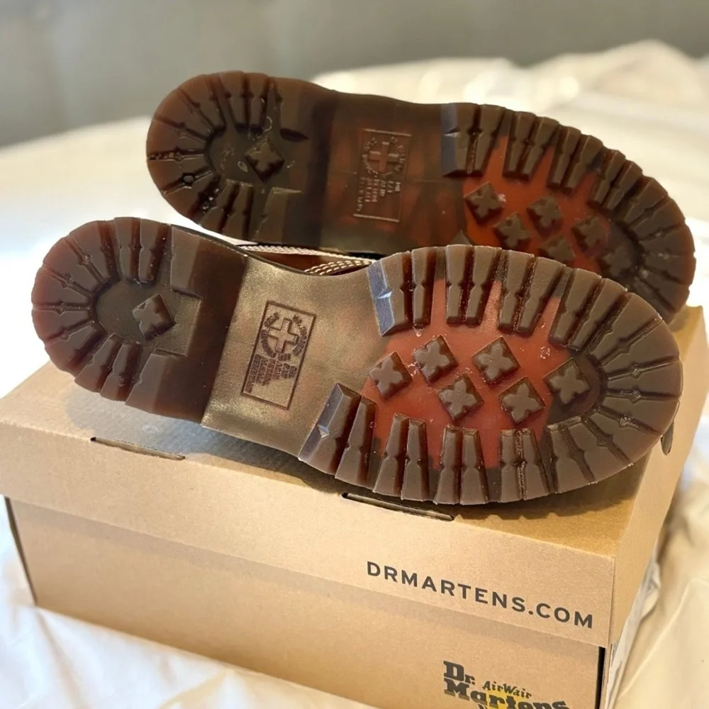 Dr. Marten Lowell Leather Shoes - Picture 5 of 7